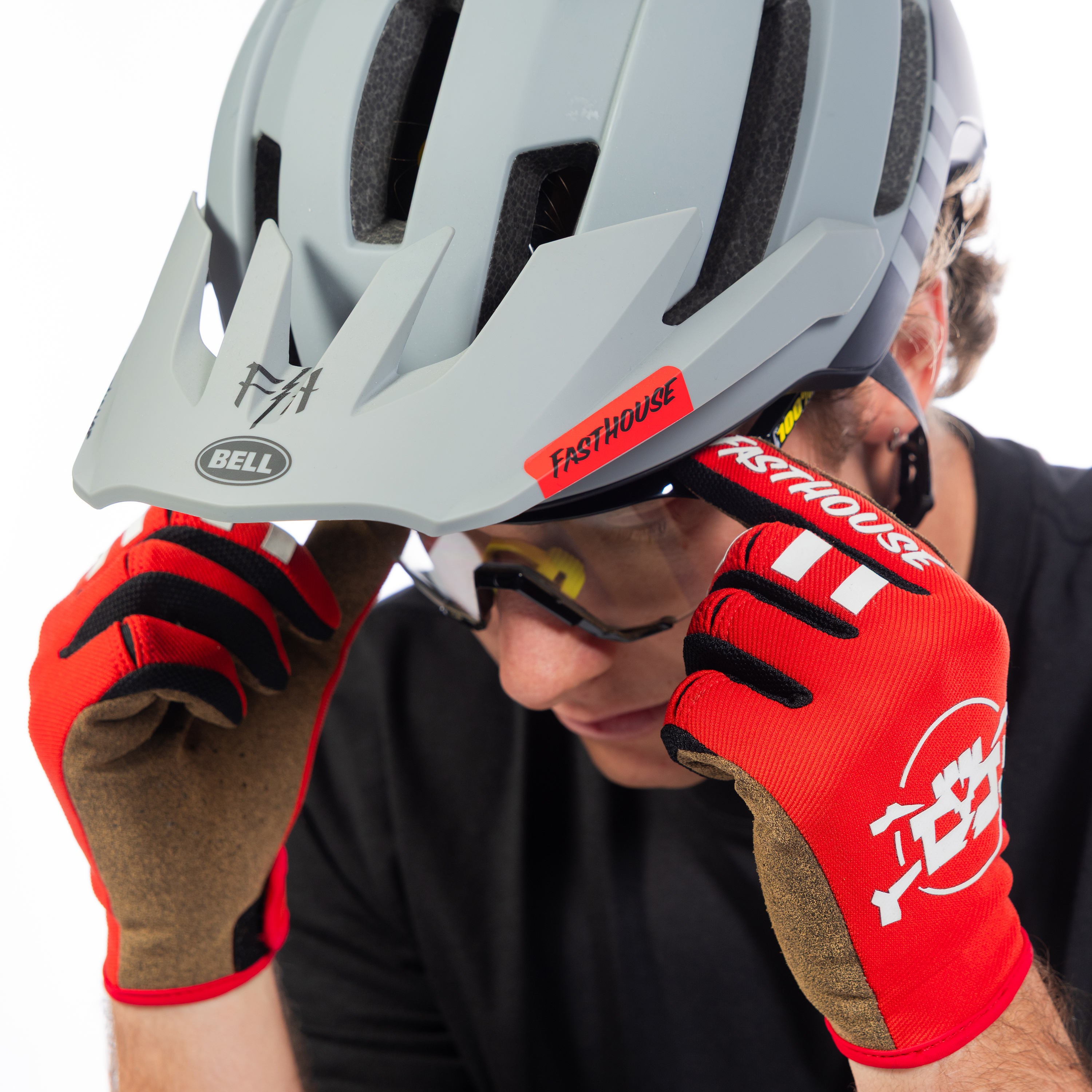 Impakt Uptopia Glove Red2